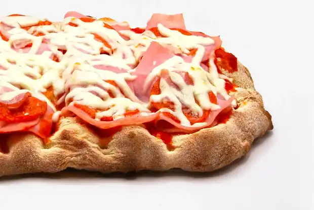 пицца римская мясная
